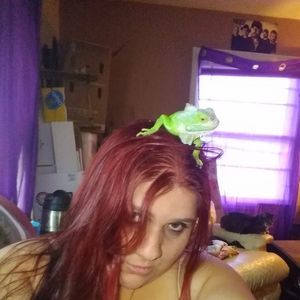 Meet your Posher, Rebecca